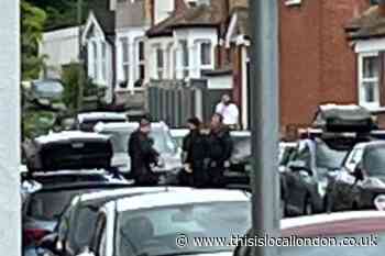 Sidcup: Man detained and arrested by armed police