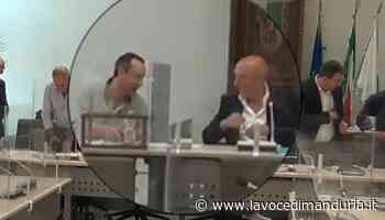 «Qualcuno mancherà, ma Sammarco ci sarà», l'imbarazzante fuori onda del presidente - La Voce di Manduria