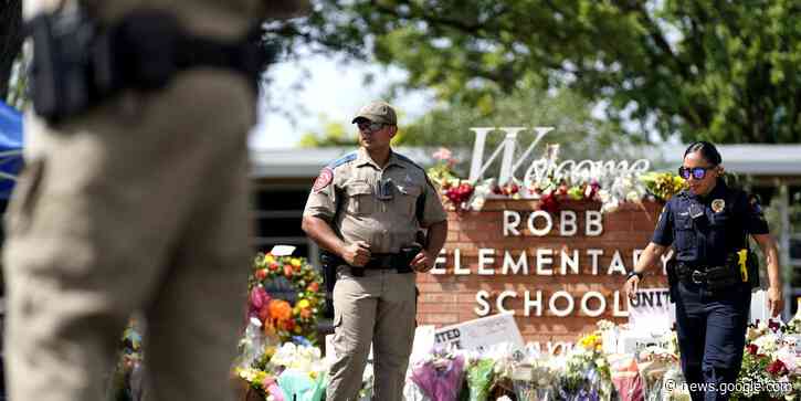 Uvalde schools police chief said he intentionally left radios behind - Insider