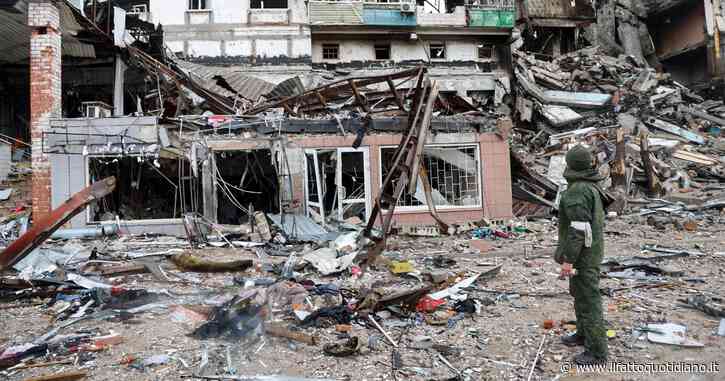 Crimini di guerra, le prove di Human Rights Watch contro i russi. E le testimonianze sulle bombe a grappolo, “che ha usato anche Kiev”