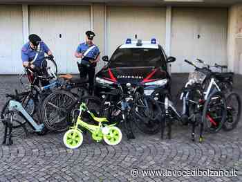 Furti di biciclette a Merano, cinque denunciati dai Carabinieri - La Voce di Bolzano