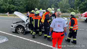 Unfall in Lohr: Eingeklemmter Fahrer mit dem Rettungshubschrauber in die Klinik geflogen - Main-Post