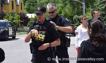 Parade from Almonte to Carleton Place celebrates LGBTQ2S+ - Ottawa Valley News