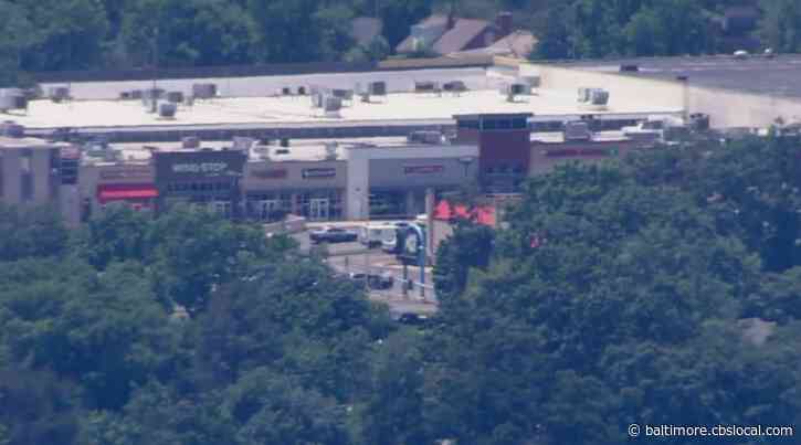 Man In Critical Condition, Two Women Injured In Prince George’s County Shopping Center Shooting; Suspects At Large