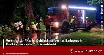 Verunfallter PKW im Gebüsch nahe eines Badesees in Feldkirchen an der Donau entdeckt - laumat|at