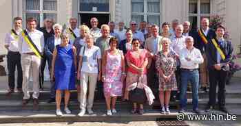 Sleinse 65-jarigen in de bloemetjes gezet | Evergem | hln.be - Het Laatste Nieuws