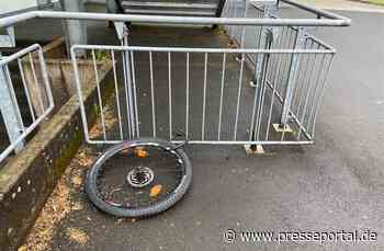 POL-PDTR: Verunreinigungen auf Kleinspielfeld der IGS Morbach und Sachbeschädigung an Fahrrad - Presseportal.de