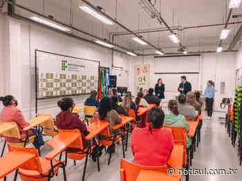Mulheres de Capivari de Baixo participam do projeto de Alfabetização e Letramento do IFSC - Notisul