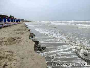 Alba Adriatica, gli effetti della mareggiata sulla spiaggia di alimentazione VIDEO - Abruzzo Cityrumors