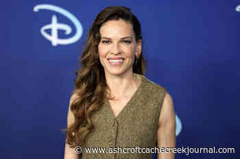 New York woman finds lost dachshund – in Hilary Swank’s lap - Ashcroft Cache Creek Journal