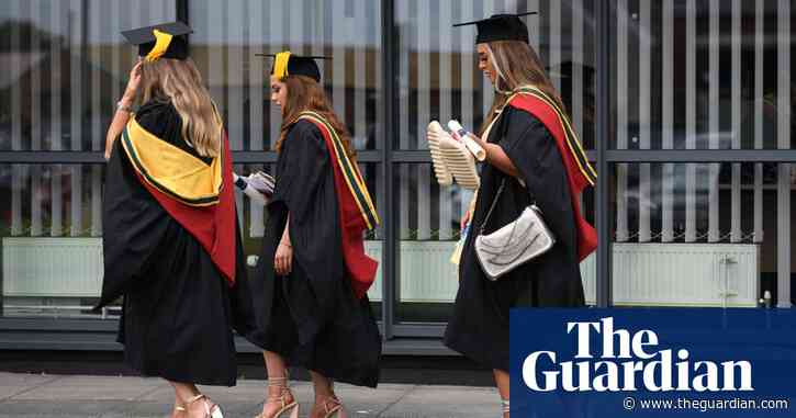Student loan interest rate to be capped at 7.3% in autumn, says DfE