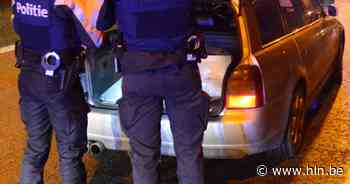Politie Waasland-Noord controleert verdachte voertuigen in strijd tegen inbraken - Het Laatste Nieuws
