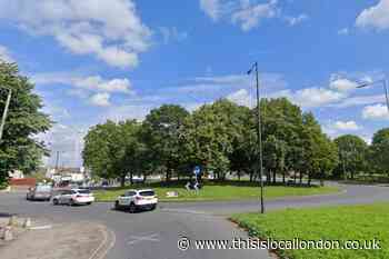 Knee Hill Abbey Wood crash: Officer taken to hospital