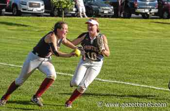 Div. 5 softball: Magical Frontier ride continues in quarterfinal win over Franklin Tech (PHOTOS) - GazetteNET