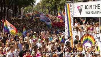 Bunte Regenbogenparade in Wien