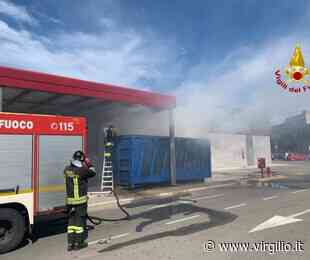 In fiamme alcuni container di cartoni all'interno del Brindisi Park - Senza Colonne News - Quotidiano di Brindisi - Virgilio