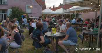 Davidsfonds met wijnterras tijdens Ledegemse Batjes | Ledegem | hln.be - Het Laatste Nieuws