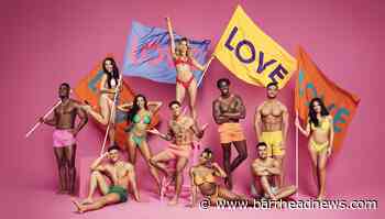 Love Island Unseen Bits returns tonight with Iain Stirling – How to watch - Barrhead News