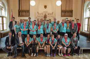 Stadsbestuur Poperinge ontvangt olympiërs van De Lovie - KW.be - KW.be