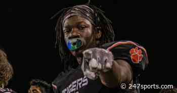 Huskies Extend Offer To Rising 2024 WR Target Dillon Gresham - 247Sports