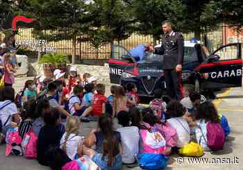 Scuola: alunni in visita a stazione carabinieri di Ciminna - Agenzia ANSA