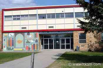 Report of gunshots in area sends Saskatoon high school into lockdown - CKOM News Talk Sports