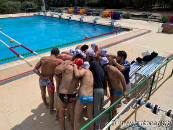 Pallanuoto, la Rari Nantes Crotone vince il campionato di Serie B ~ CrotoneOk.it - CrotoneOK.it