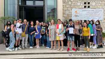 Crotone, educazione finanziaria al “Gravina” con la Fondazione “Zaccheo” - Il Cirotano