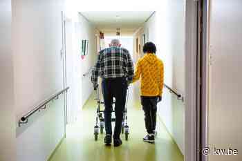 Sans papiers (symbolisch) aan de slag bij woonzorgcentrum Westervier in Brugge - KW.be