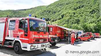 Seven killed in helicopter crash in Italy's Monte Cusna - CNN