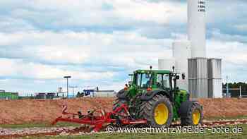 Wirtschaft in Aichhalden - Simon-Group lässt Produkte von Traktor testen - Schwarzwälder Bote