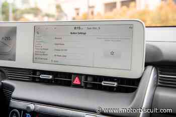 2022 Hyundai Ioniq 5 vs. 2022 Kia EV6 Infotainment Comparison: Consumer Reports Picks 1 - MotorBiscuit