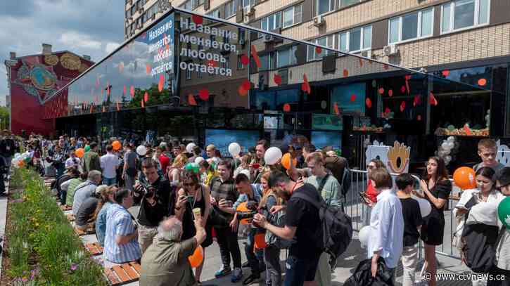 Russian-owned successor of McDonald's opens in Moscow