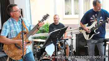 Auftritt in Altensteig: Dreschflegel geben ein einmaliges  Comeback