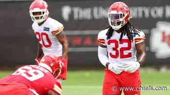 Coach Reid on Nick Bolton Heading Into Year 2: “He's Attacking It Like Crazy” - chiefs.com