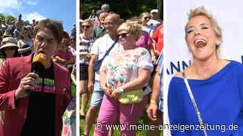 „Beim selben Friseur wie Inka Bause“: Matze Knop lacht über Frisur von „ZDF-Fernsehgarten“-Zuschauerin