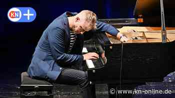 Pianist Martin Tingvall reißt im Kieler Schauspielhaus sein Publikum mit