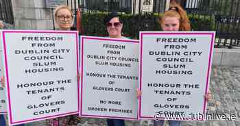 Frustrated Glovers Court tenants protest outside Freedom of the City ceremony - Dublin Live