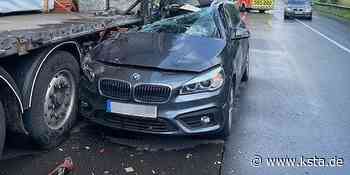 Auto bei Kollision mit Lkw in Lohmar völlig zerstört - Kölner Stadt-Anzeiger