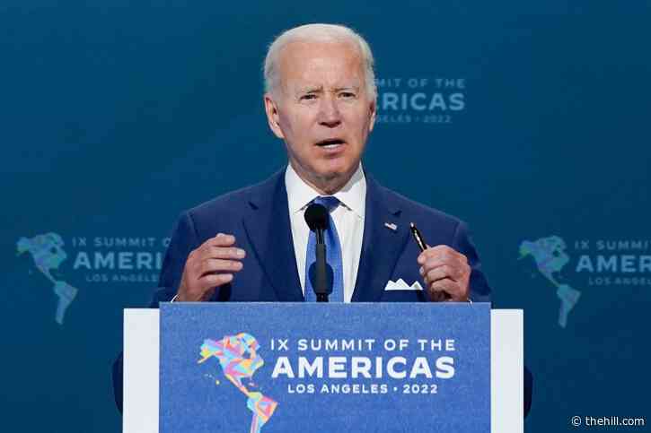 Biden's age would be 'major issue' if he runs again, Axelrod says