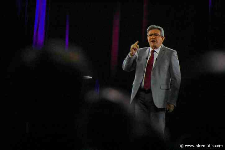 Législatives 2022: Jean-Luc Mélenchon appelle les Français "à déferler" pour le second tour pour rejeter "les projets funestes" de Macron