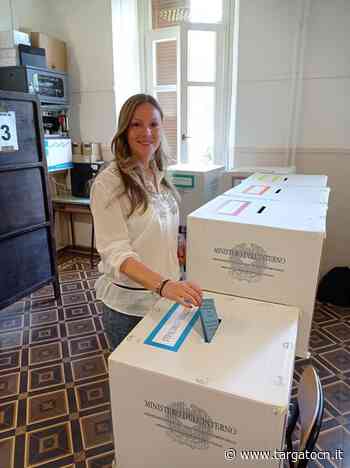 Cuneo, ha votato la candidata al consiglio comunale Monica Pellegrino - TargatoCn.it