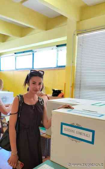Cuneo, ha votato la candidata al consiglio comunale Noemi Mallone - TargatoCn.it