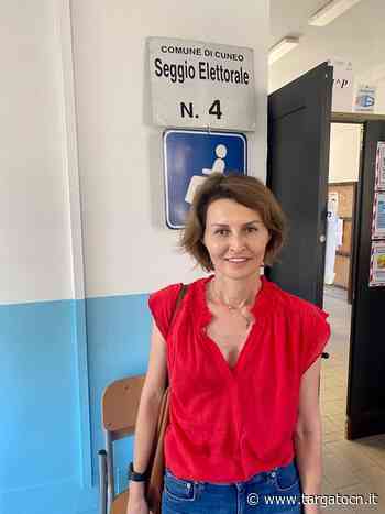 Cuneo, la candidata consigliera Sara Tomatis ha votato - TargatoCn.it
