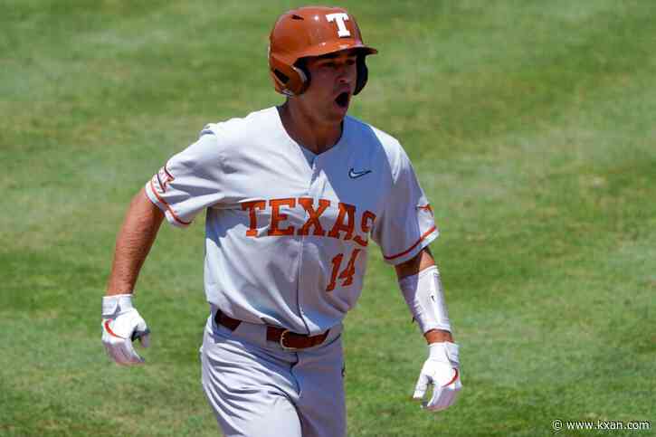 LIVE UPDATES: Texas, East Carolina meet with CWS bid on the line; game delayed by weather