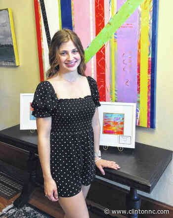 Lois Weaver Arts honors two scholars - Sampson Independent