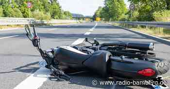Auf der B4 gewendet: Geisterfahrer verursacht schweren Unfall