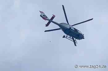 Polizei-Hubschrauber über Pieschen: Toter Mann treibt in der Elbe - TAG24