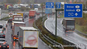Lkw-Blockabfertigung am Montag: Stau auf Inntalautobahn wächst