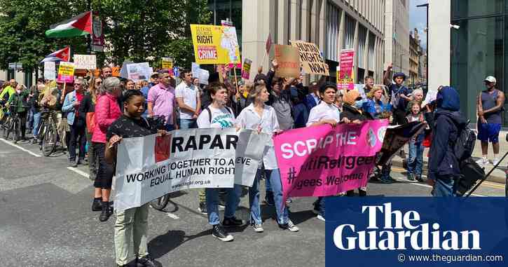 Hundreds gather in Manchester to oppose Rwanda deportation plan